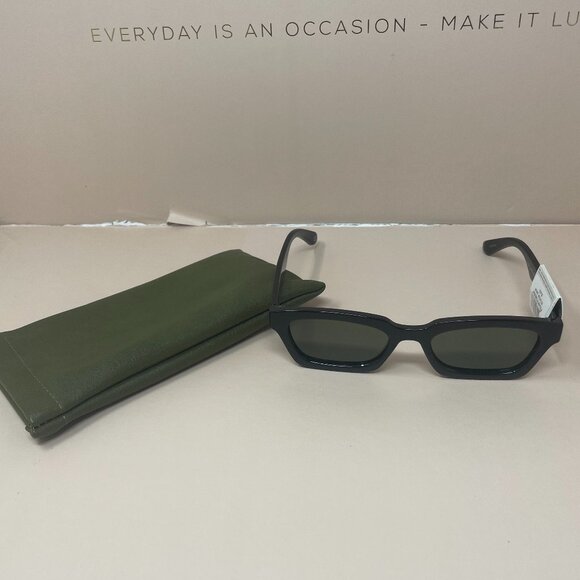 Aire | Sculptor Sunglasses in Black & Green Mono Polarized - Picture 1 of 7